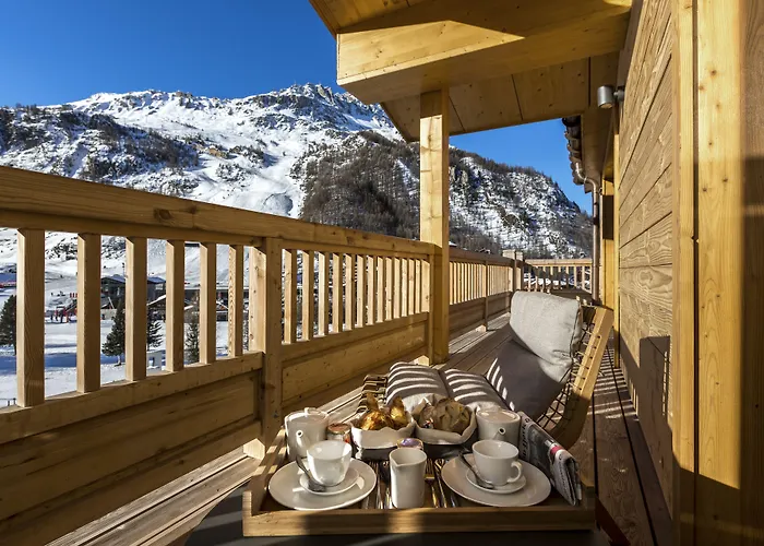 Hotel Le Yule & 5*