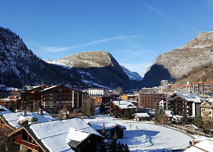 Le Yule & Hotell