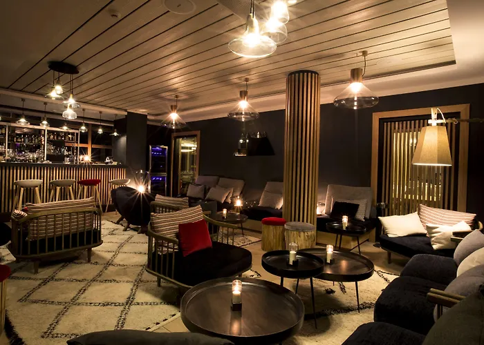 Le Yule & Hotell 5*