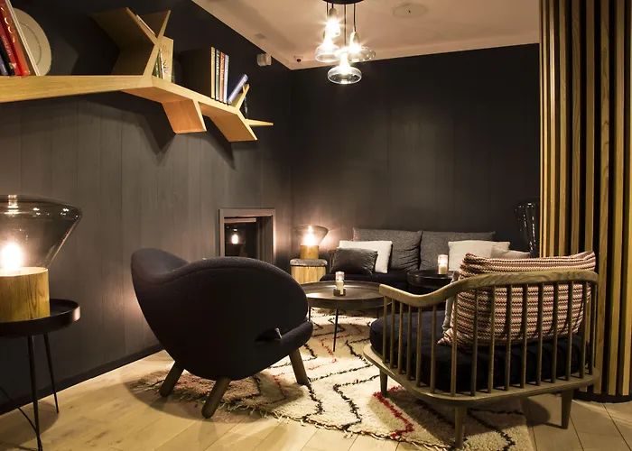 Hotel Le Yule & 5*