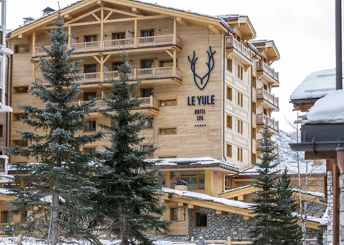 Le Yule & Hotel Val-dʼIsère